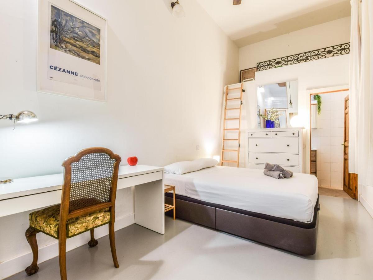 Apartamento En Lavapies De Estilo Industrial Para 5 Personas Madri